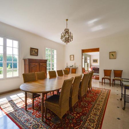 La Genetiere - Grande Maison Avec Etang En Sologne Mery-es-Bois Exterior foto