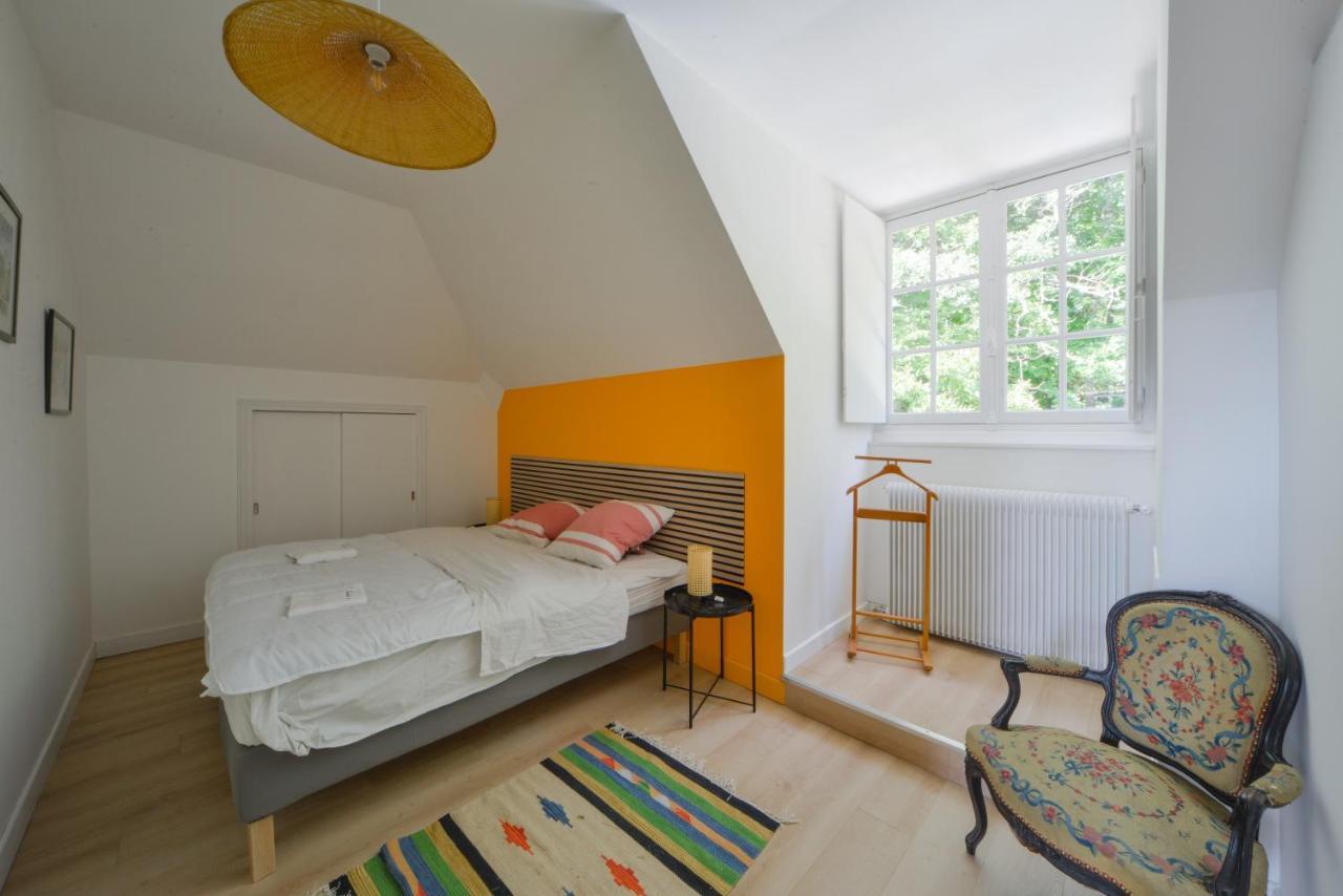 La Genetiere - Grande Maison Avec Etang En Sologne Mery-es-Bois Exterior foto